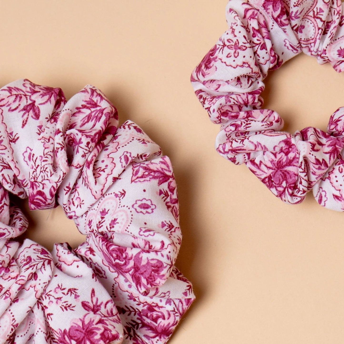 PENNY SCRUNCHIE