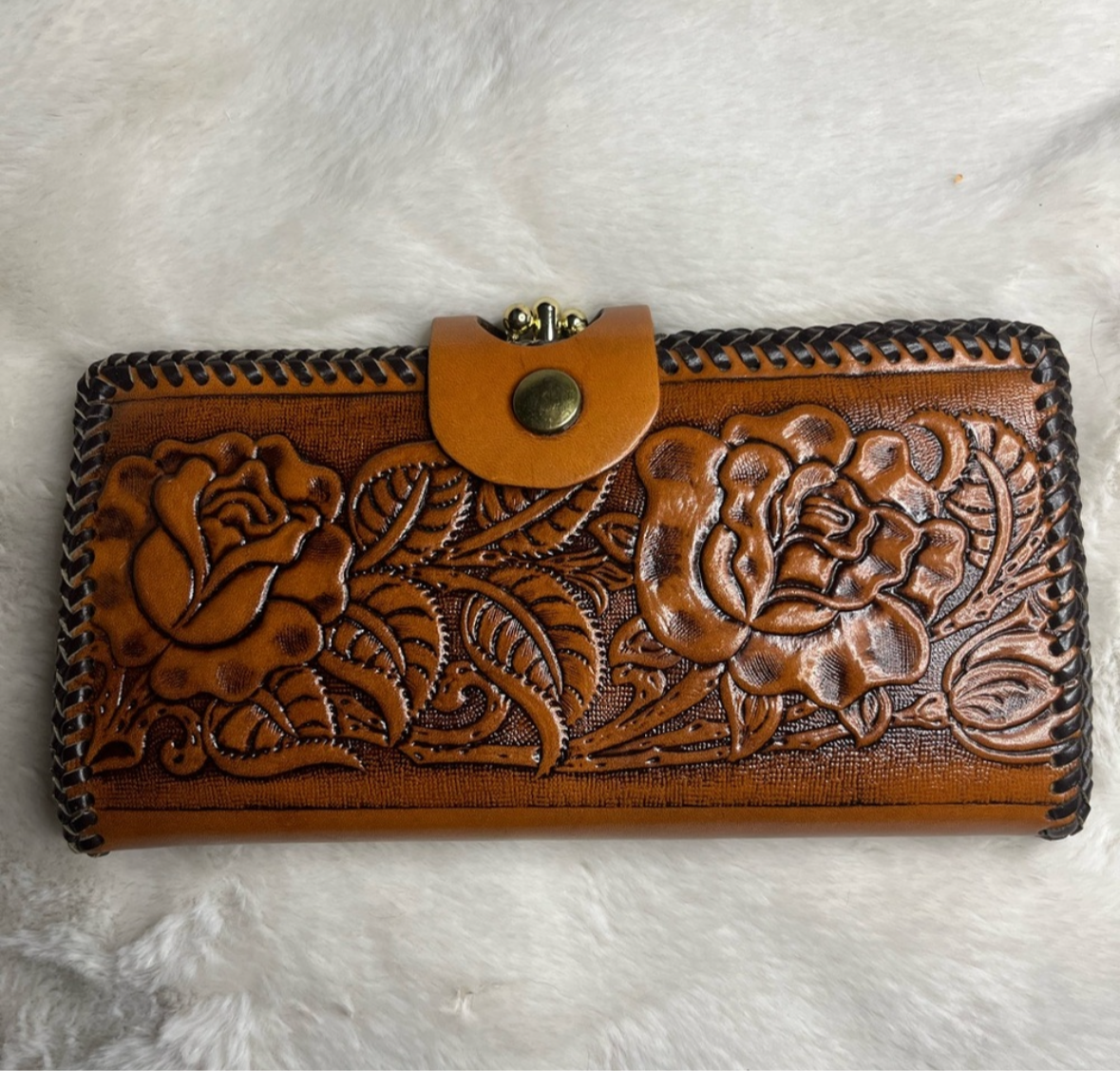FAUX LEATHER ROSE EMBOSSED WALLET