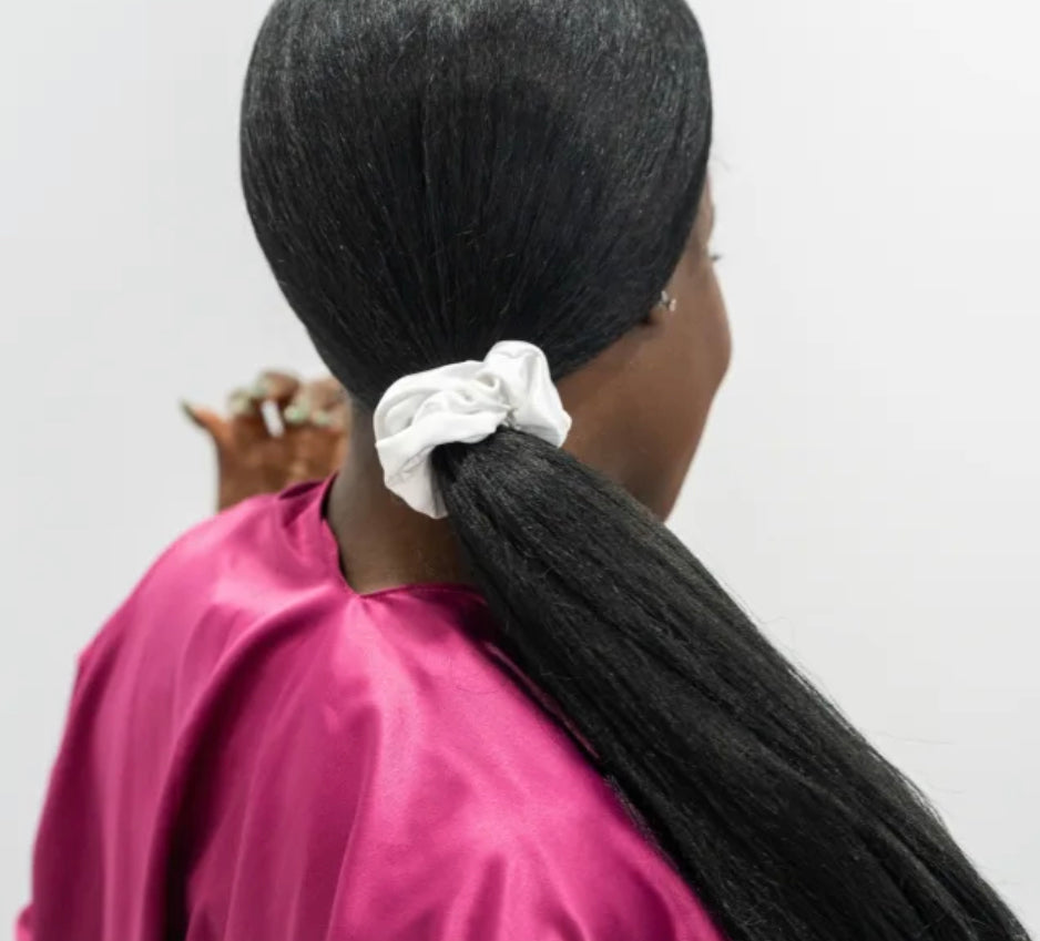 PEARL SATIN  SCRUNCHIE