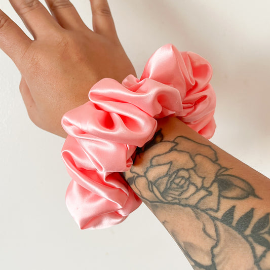 PINK SATIN SCRUNCHIE